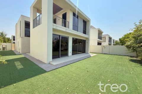 4 bedrooms Villa in Dubai Hills Estate, UAE No. 220768