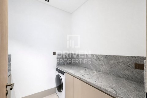 Appartement de 2 chambres à The Crescent, UAE No. 221494 21