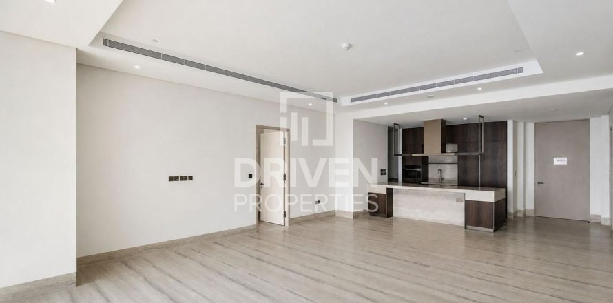 Appartement de 2 chambres à The Crescent, UAE No. 221494