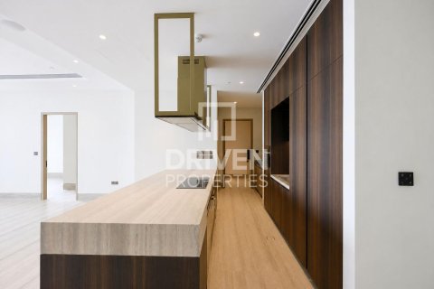 Appartement de 2 chambres à The Crescent, UAE No. 221494 16