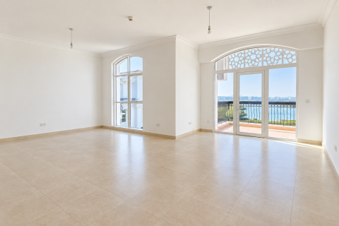 Apartment de 3 dormitorios en  Yas Island, UAE No. 215403