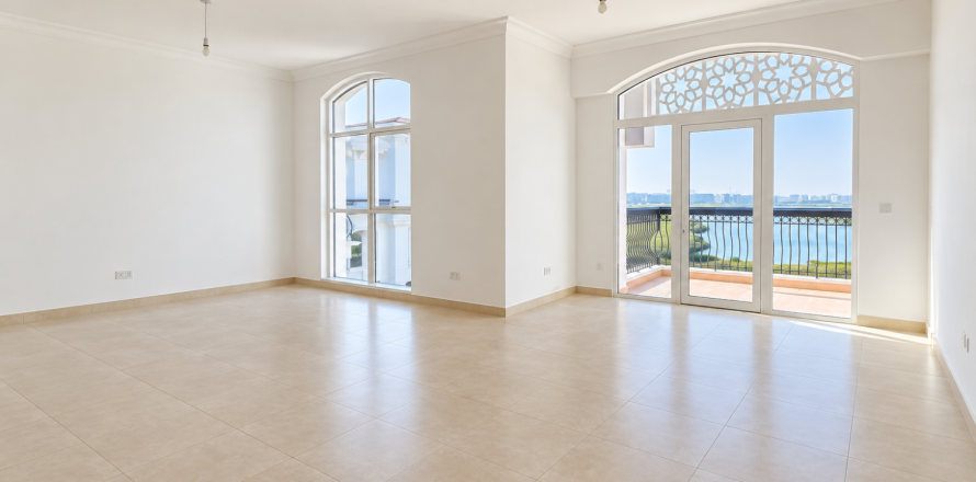 Apartment de 3 dormitorios en  Yas Island, UAE No. 215403