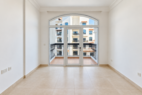 Apartment de 3 dormitorios en  Yas Island, UAE No. 215403 3