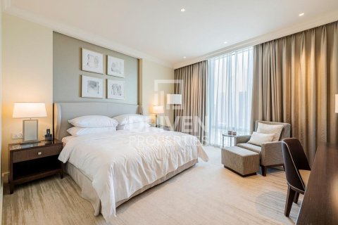 Apartment de 2 dormitorios en The Address Residence Fountain Views, UAE No. 201229 4
