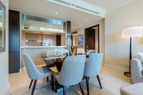 Apartment de 2 dormitorios en The Address Residence Fountain Views, UAE No. 201229 6