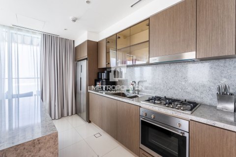 2 غرف نوم شقة في EMAAR Beachfront, الإمارات العربية المتحدة رقم 128431 5