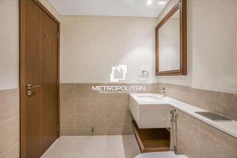 1 bedroom Apartment in EMAAR Beachfront, UAE No. 128172 16