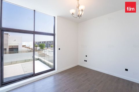 4 bedrooms Villa in Dubai, UAE No. 213248 8