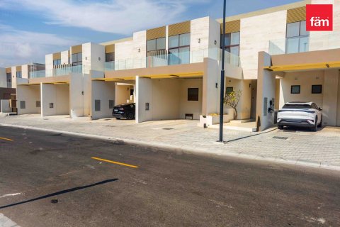 4 bedrooms Villa in Dubai, UAE No. 213248 18