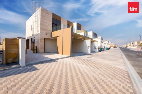 4 bedrooms Villa in Dubai, UAE No. 213248 12
