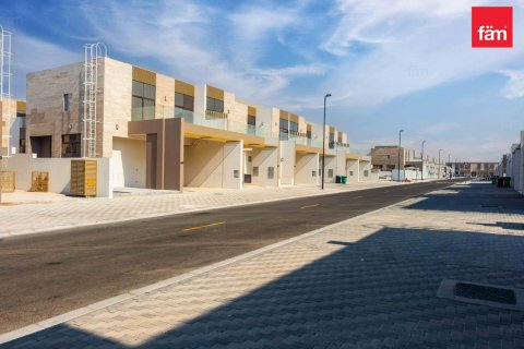 4 bedrooms Villa in Dubai, UAE No. 213248 14