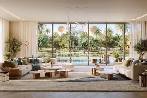 5 bedrooms Villa in Dubai, UAE No. 225400
