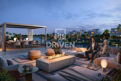 5 bedrooms Villa in Dubai, UAE No. 225400 10