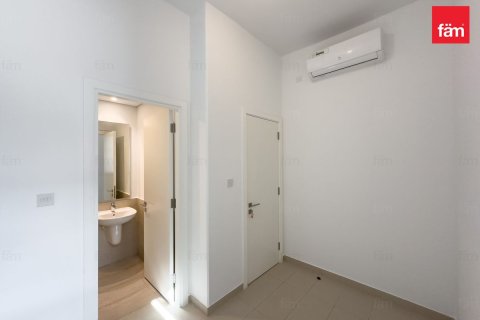 3 bedrooms Villa in Dubai, UAE No. 166758 14