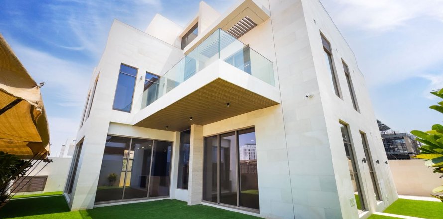 Villa de 6 chambres à Dubai, UAE No. 207722