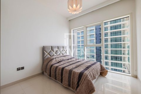 1 bedroom Apartment in EMAAR Beachfront, UAE No. 211626 9