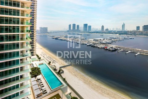 1 bedroom Apartment in EMAAR Beachfront, UAE No. 211626