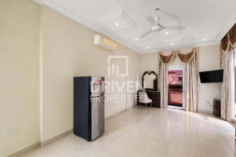 950.03مربع، فيلا في Al Quoz, الإمارات العربية المتحدة رقم 212560 11