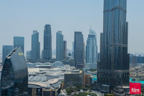Квартира с 3 спальнями в Даунтаун Дубай (Даунтаун Бурдж Дубай), ОАЭ №123399 8