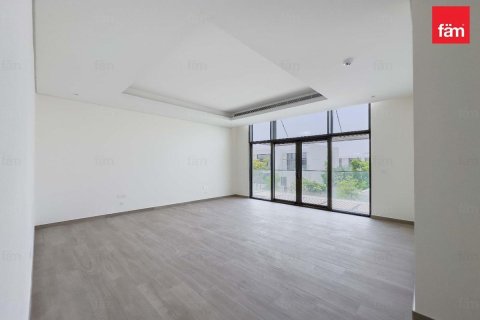 Villa de 4 dormitorios en Dubai, UAE No. 205689 4