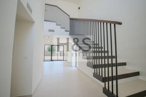 Townhouse de 4 dormitorios en Town Square, UAE No. 112772 4