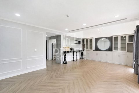 3 bedrooms Villa in Jumeirah, UAE No. 218666