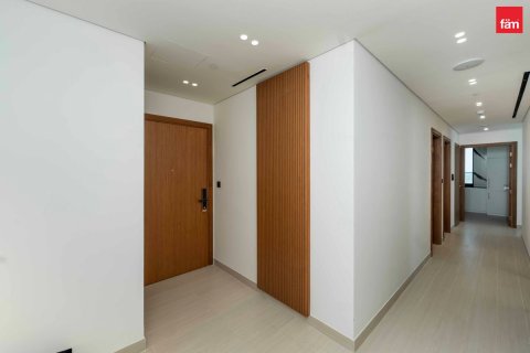 2 bedrooms Apartment in Business Bay, UAE No. 215715 13