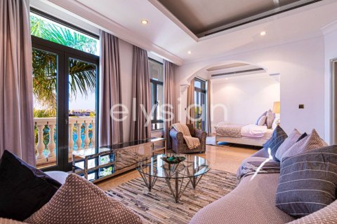 Вилла с 6 спальнями в Signature Villas, ОАЭ №64735 9