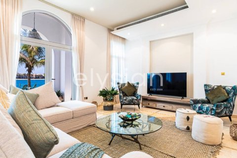 Вилла с 6 спальнями в Signature Villas, ОАЭ №64735 5
