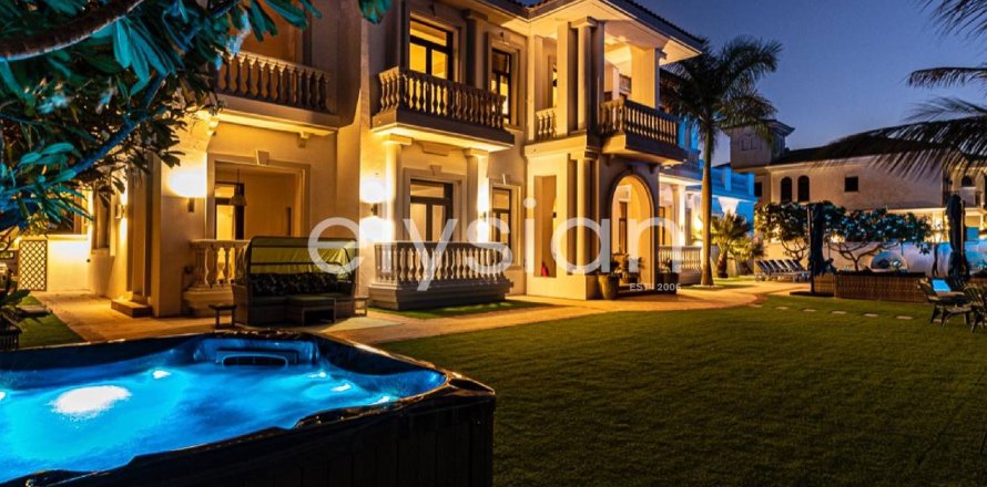 Вилла с 6 спальнями в Signature Villas, ОАЭ №64735