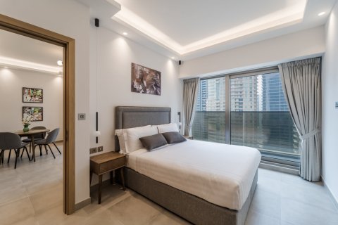 Квартира с 1 спальней в Jumeirah Islands, ОАЭ №205788 13