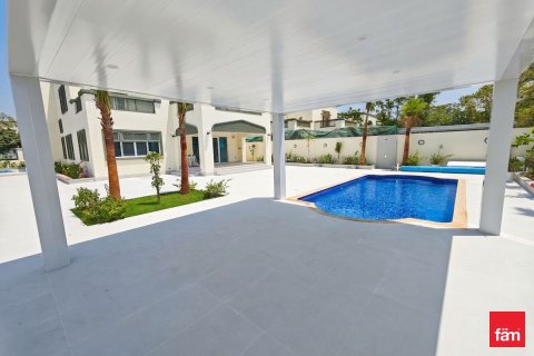 Вилла с 5 спальнями в Jumeirah Park, ОАЭ №164443 5