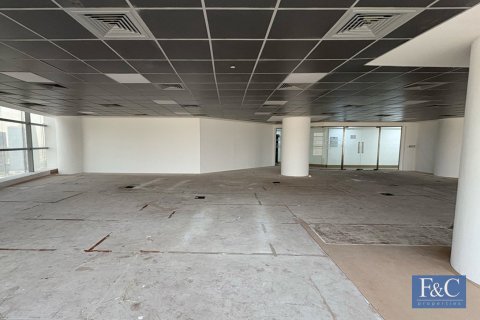 278m² Office in Dubai Media City, UAE No. 153814