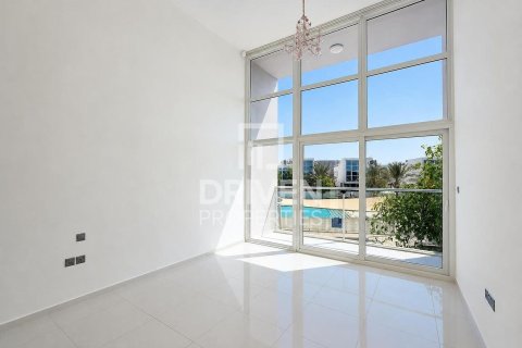 Villa de 6 dormitorios en Dubai, UAE No. 215163 8