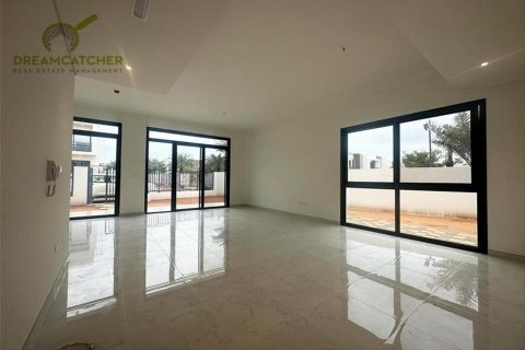 Вилла с 4 спальнями в Mina Al Arab, ОАЭ №75490 6