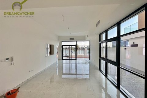 Вилла с 4 спальнями в Mina Al Arab, ОАЭ №75490 22