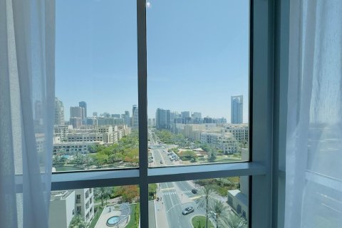 Appartement de 2 chambres à The Views, UAE No. 223505 16