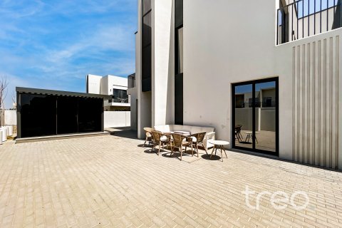 4 bedrooms Townhouse in EMAAR South, UAE No. 220671 28