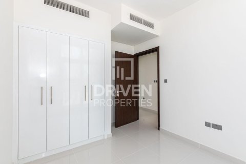 3 bedrooms Townhouse in Dubai, UAE No. 211918 11