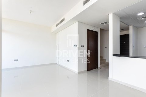 3 bedrooms Townhouse in Dubai, UAE No. 211918