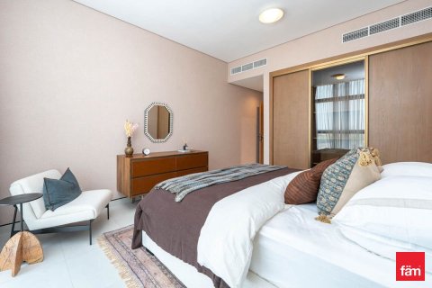 2 bedrooms Apartment in Dubai, UAE No. 156921 17