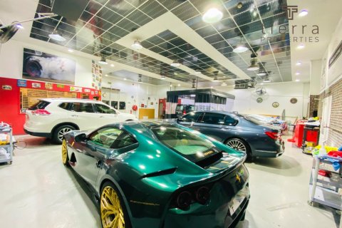 325.2m² Warehouse in Al Qusais, UAE No. 51053 5