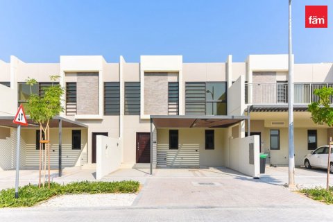 3 bedrooms Townhouse in Dubai, UAE No. 210926