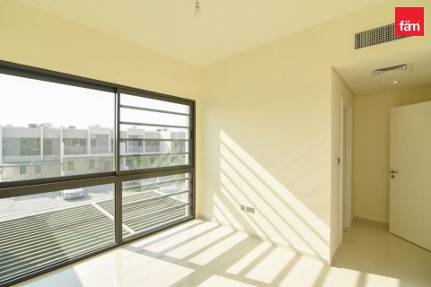 3 bedrooms Townhouse in Dubai, UAE No. 210926 3