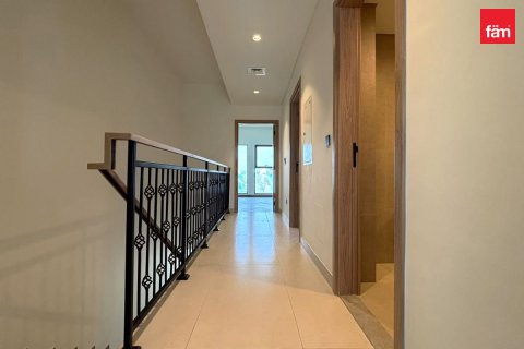 4 bedrooms Townhouse in Dubai, UAE No. 213475 7