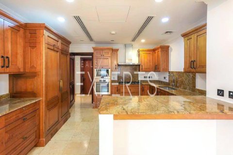 4 غرف نوم تاون هاوس على جزيرة السعديات, الإمارات العربية المتحدة رقم 224167 4