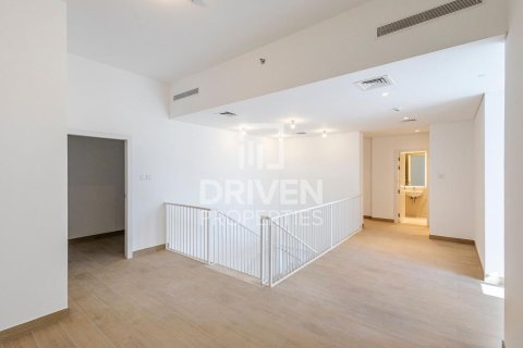 Penthouse de 5 dormitorios en La Mer, UAE No. 201232 12