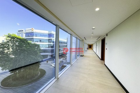 431m² Office in Dubai Media City, UAE No. 39650