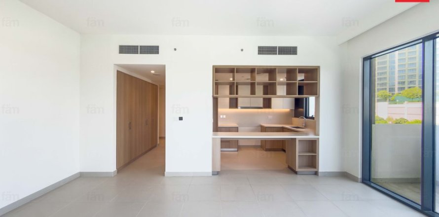 3 bedrooms Apartment in Dubai, UAE No. 213234