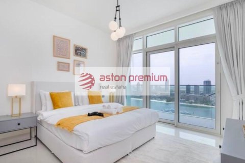 2 bedrooms Apartment in EMAAR Beachfront, UAE No. 219335 3